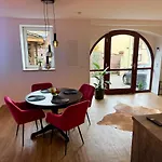 아파트 Pfalzperle - Historic Luxury Duplex 알베르스와일러