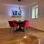 Pfalzperle - Historic Luxury Duplex 아파트 알베르스와일러