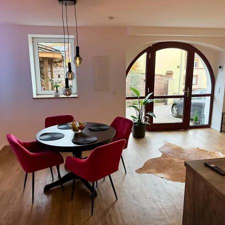 公寓 Pfalzperle - Historic Luxury Duplex Albersweiler
