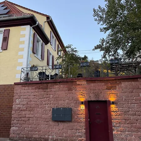 Pfalzperle - Historic Luxury Duplex * 알베르스와일러