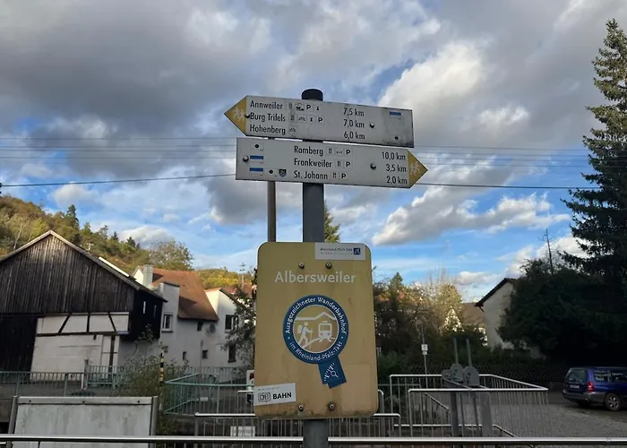 Pfalzperle - Historic Luxury Duplex *